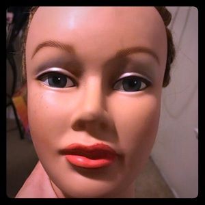 Cosmetology doll head comes with table stand